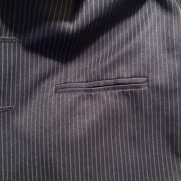 LAST CHANCE! YOUNG KINGS By Steve Harvey Pinstripe Suit Jacket/Coat - Picture 16 of 16